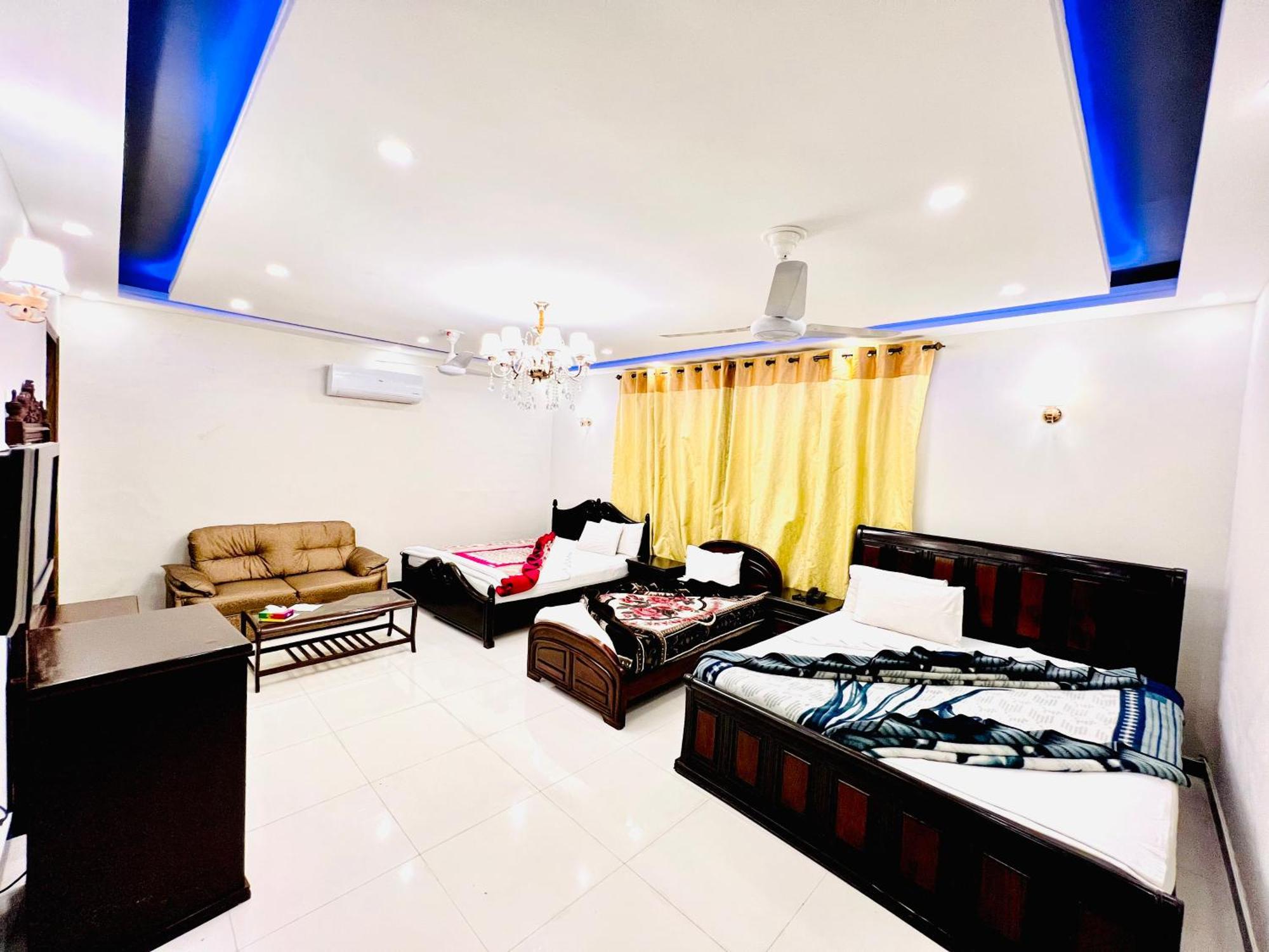 Holiday In Islamabad Extérieur photo