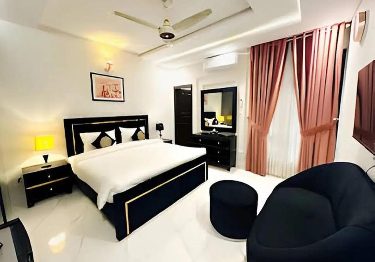 Holiday In Islamabad Extérieur photo